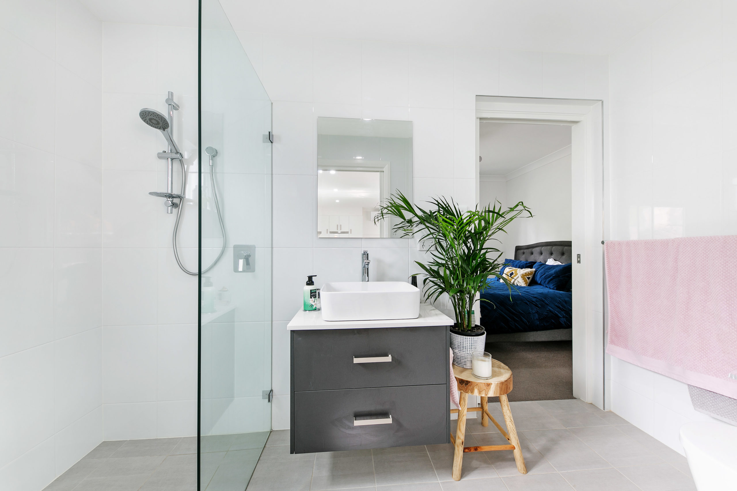 The Top 10 Bathroom Layout and Design Tips for Granny Flats