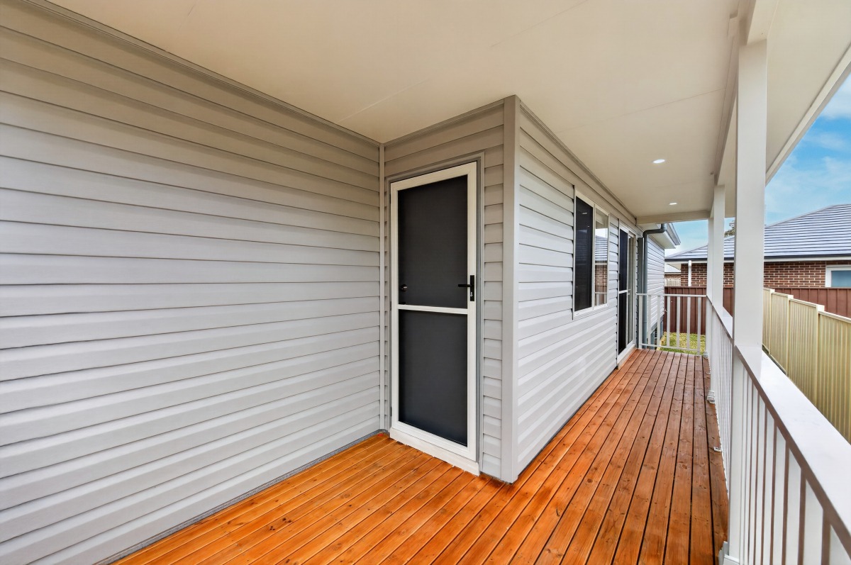 Killarney Vale – S12