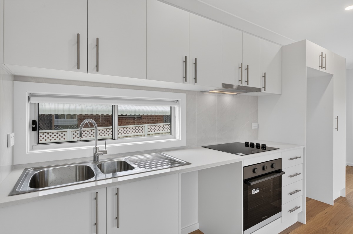 Killarney Vale – S12