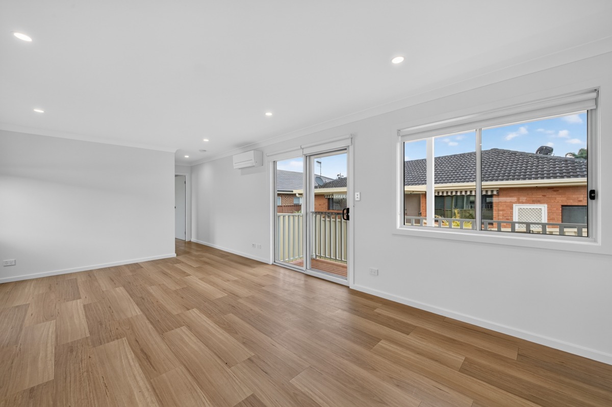 Killarney Vale – S12