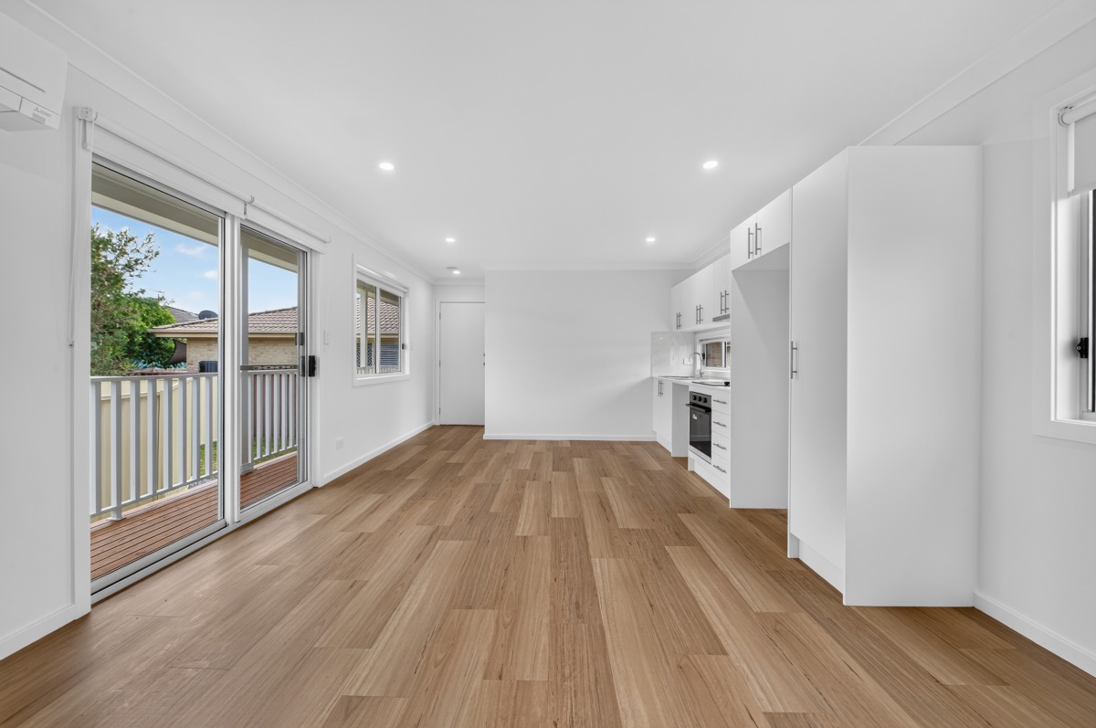 Killarney Vale – S12
