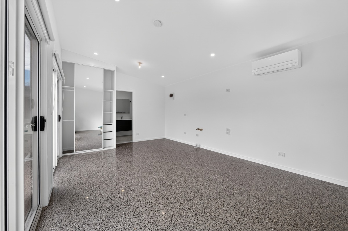 Waratah West – T7