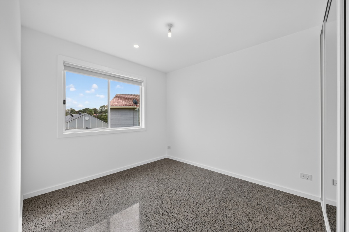 Waratah West – T7