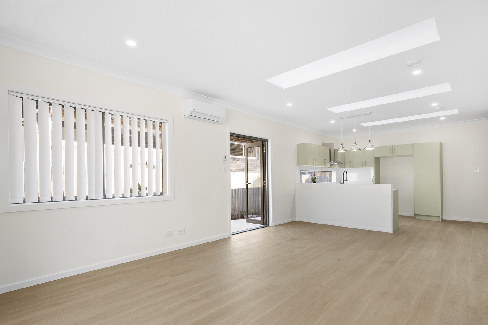Epping W14